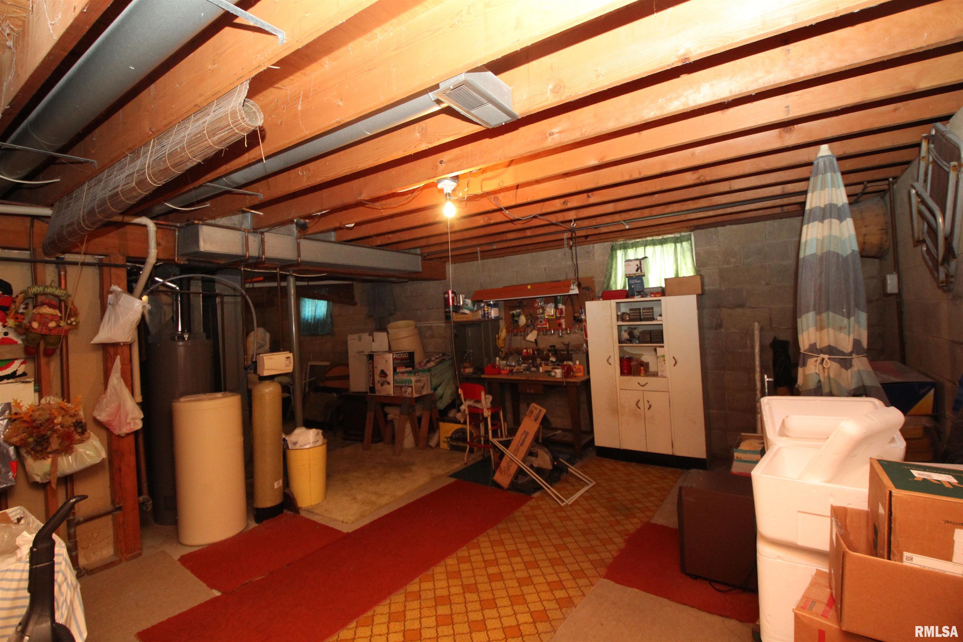 1616 West Queens Court Road Peoria, IL 61614 - Photo 47 of 52 Gallery Image 47