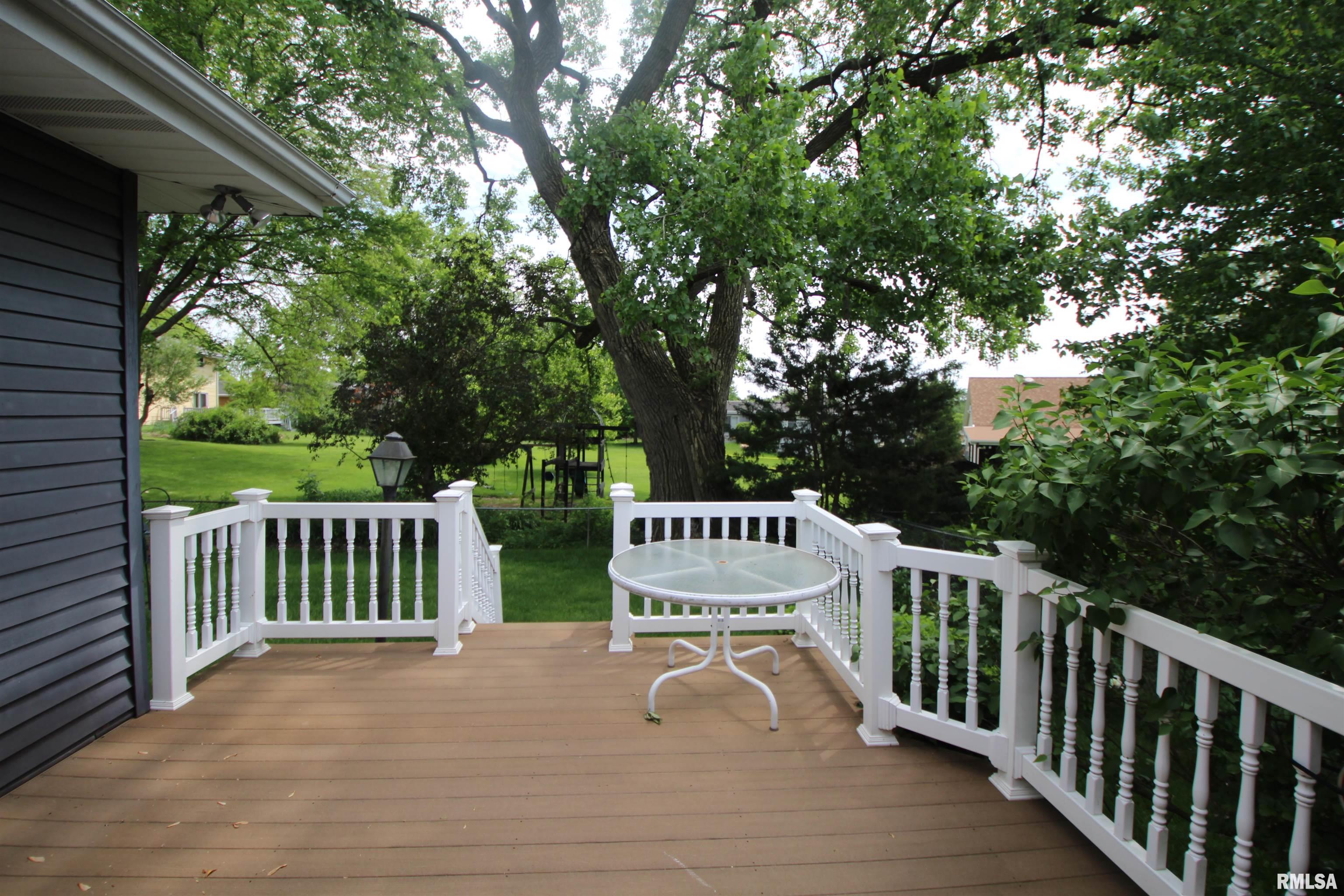 1616 West Queens Court Road Peoria, IL 61614 - Photo 49 of 52 Gallery Image 49