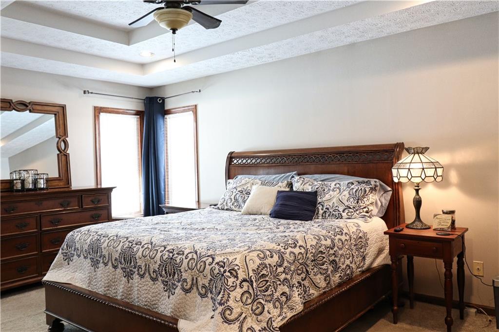 7040 Hickory Road Indianapolis, IN 46259 - Photo 9 of 22 Gallery Image 9