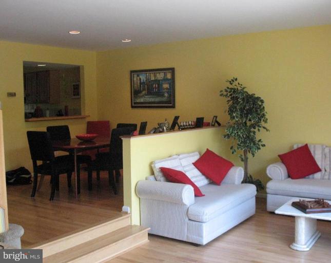 Living Room/Dining Room