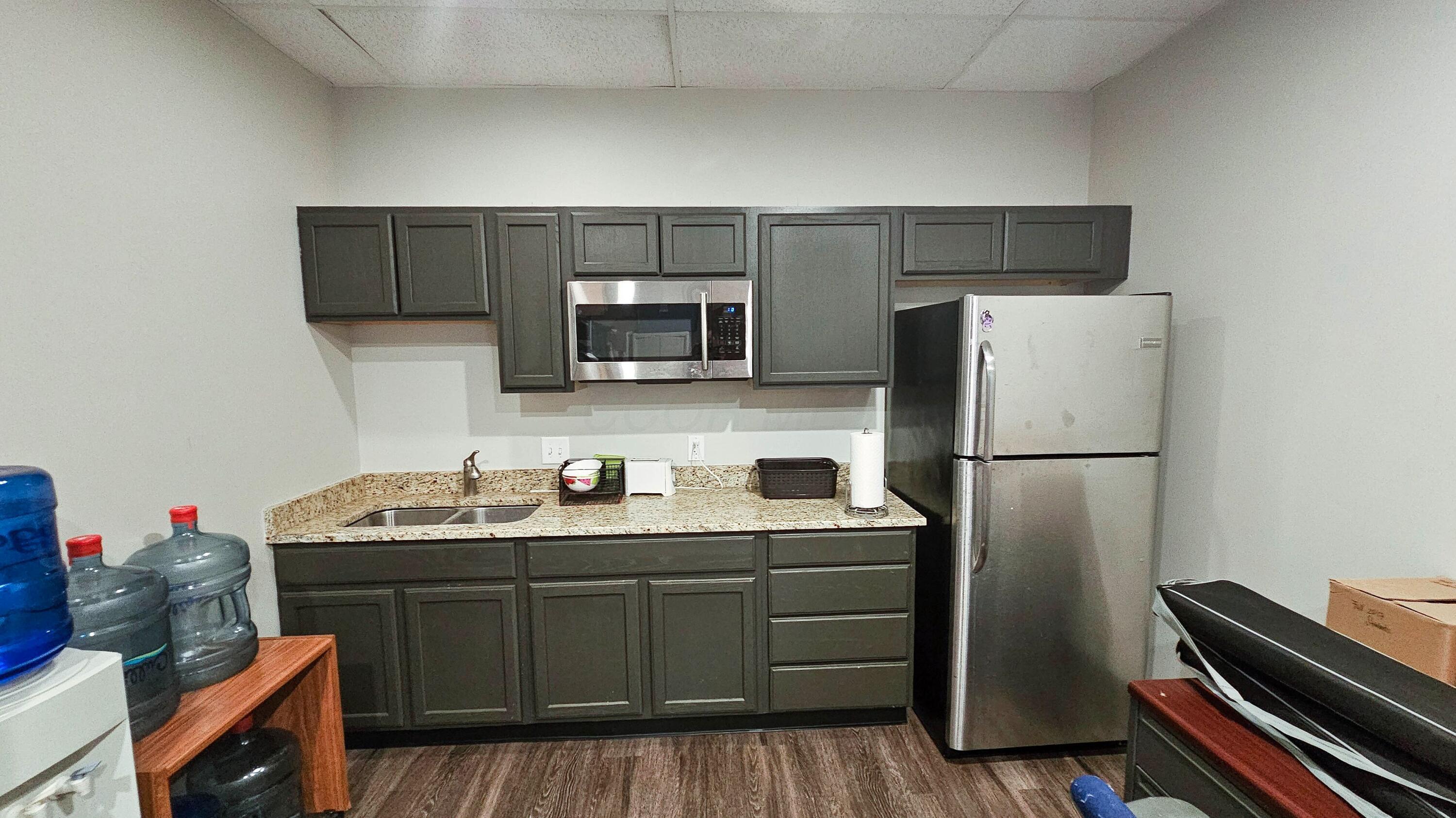 750 Cross Pointe Road, Unit Q Columbus, OH 43230 - Photo 25 of 32 20250709_142527
