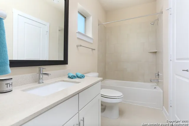 $2,450 | 3831 Harry Wurzbach Road, Unit 17, San Antonio, TX 78209