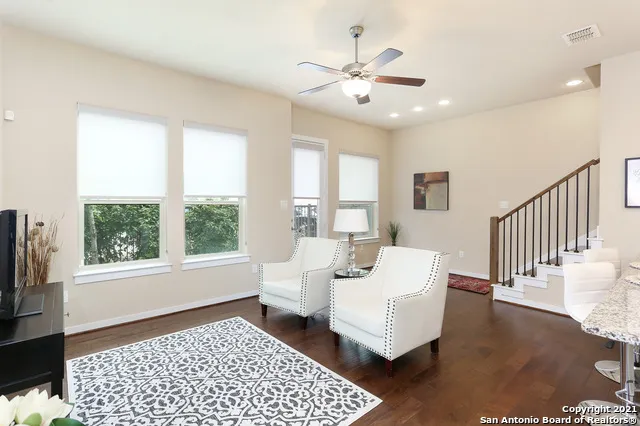 $2,450 | 3831 Harry Wurzbach Road, Unit 17, San Antonio, TX 78209