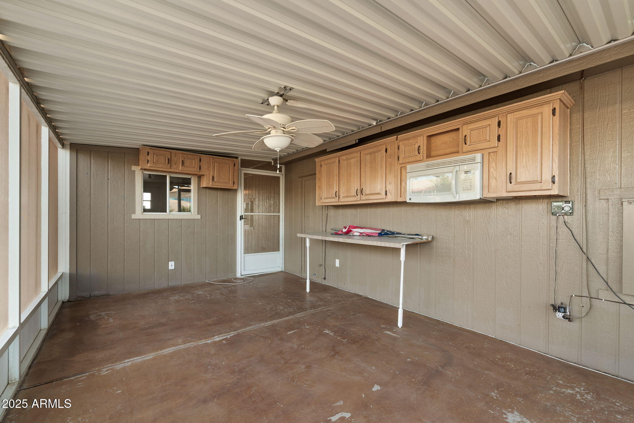 2400 East Baseline Avenue, Unit 144 Apache Junction, AZ 85119 - Photo 12 of 13 a view of a livingroom with furniture