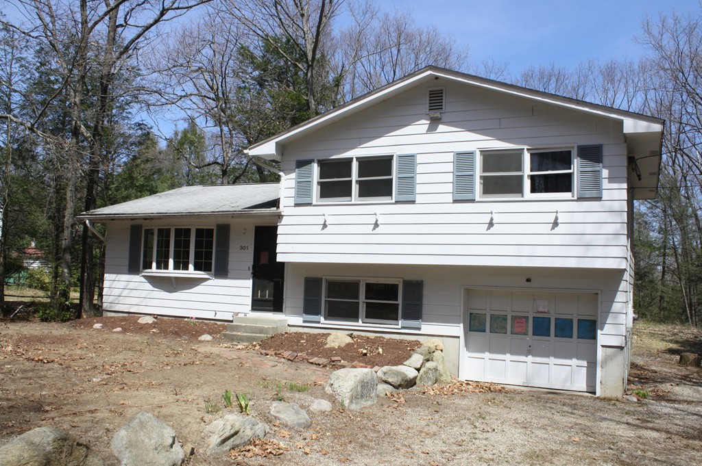 301 Coles Meadow Road Northampton, MA 01060 - Photo 1 of 10 Gallery Image 1
