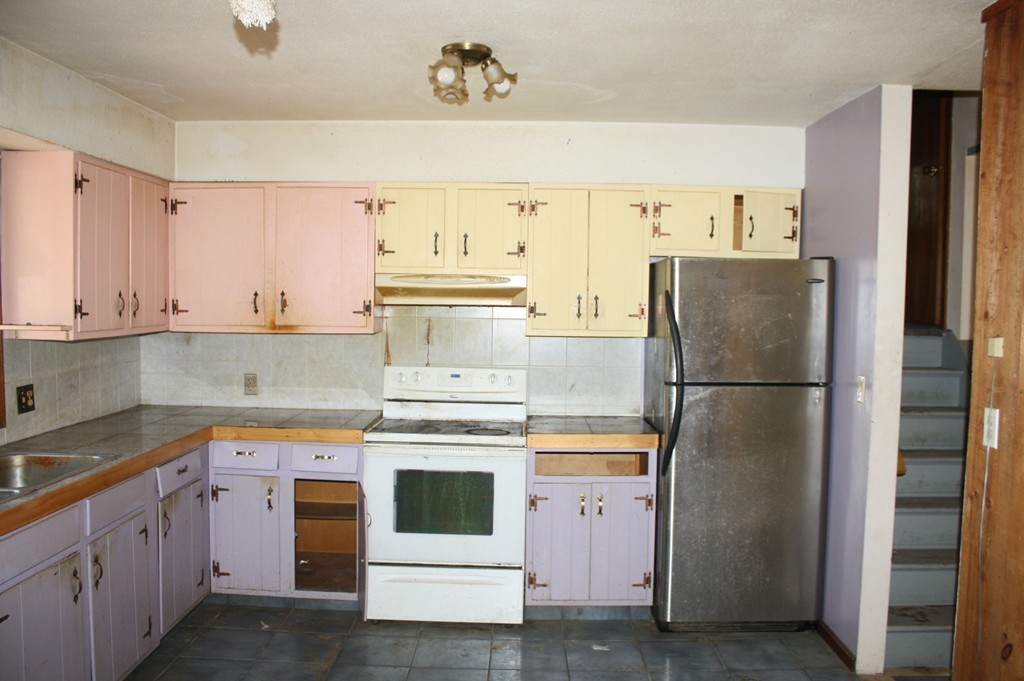 301 Coles Meadow Road Northampton, MA 01060 - Photo 5 of 10 Gallery Image 5