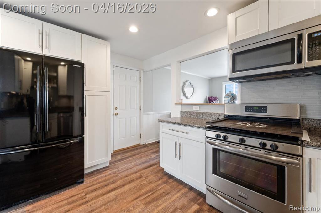 15423 Taft Street Romulus, MI 48174 - Photo 9 of 27