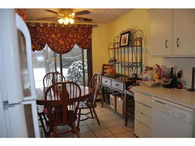 896 Linworth Road East Columbus, OH 43235 - Photo 4 of 22