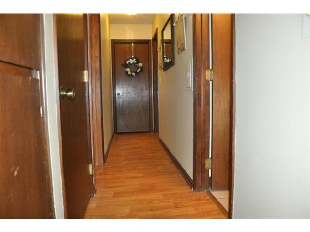 896 Linworth Road East Columbus, OH 43235 - Photo 8 of 22