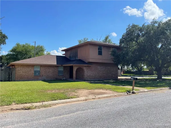 $218,728 | 107 West 20th Street, Weslaco, TX 78596