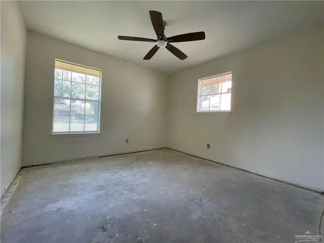 $223,728 | 107 West 20th Street, Weslaco, TX 78596