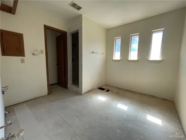 $223,728 | 107 West 20th Street, Weslaco, TX 78596