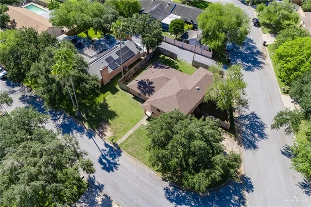 $223,728 | 107 West 20th Street, Weslaco, TX 78596