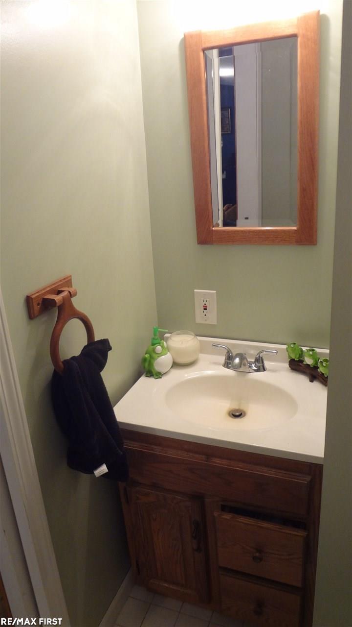 18314 Gilmore Road Armada, MI 48005 - Photo 43 of 47 31296493-42.JPG