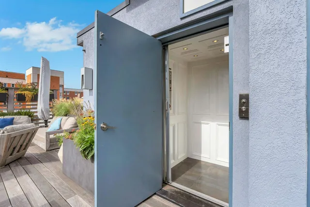 $2,595,000 | 316 Park Avenue, Unit 2, Hoboken, NJ 07030