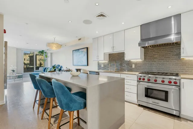 $2,595,000 | 316 Park Avenue, Unit 2, Hoboken, NJ 07030