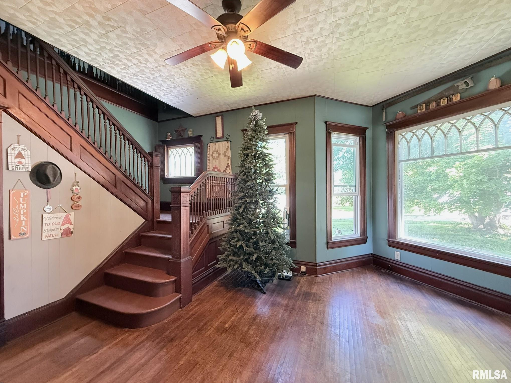 135 North Harding Street Kirkwood, IL 61447 - Photo 3 of 16