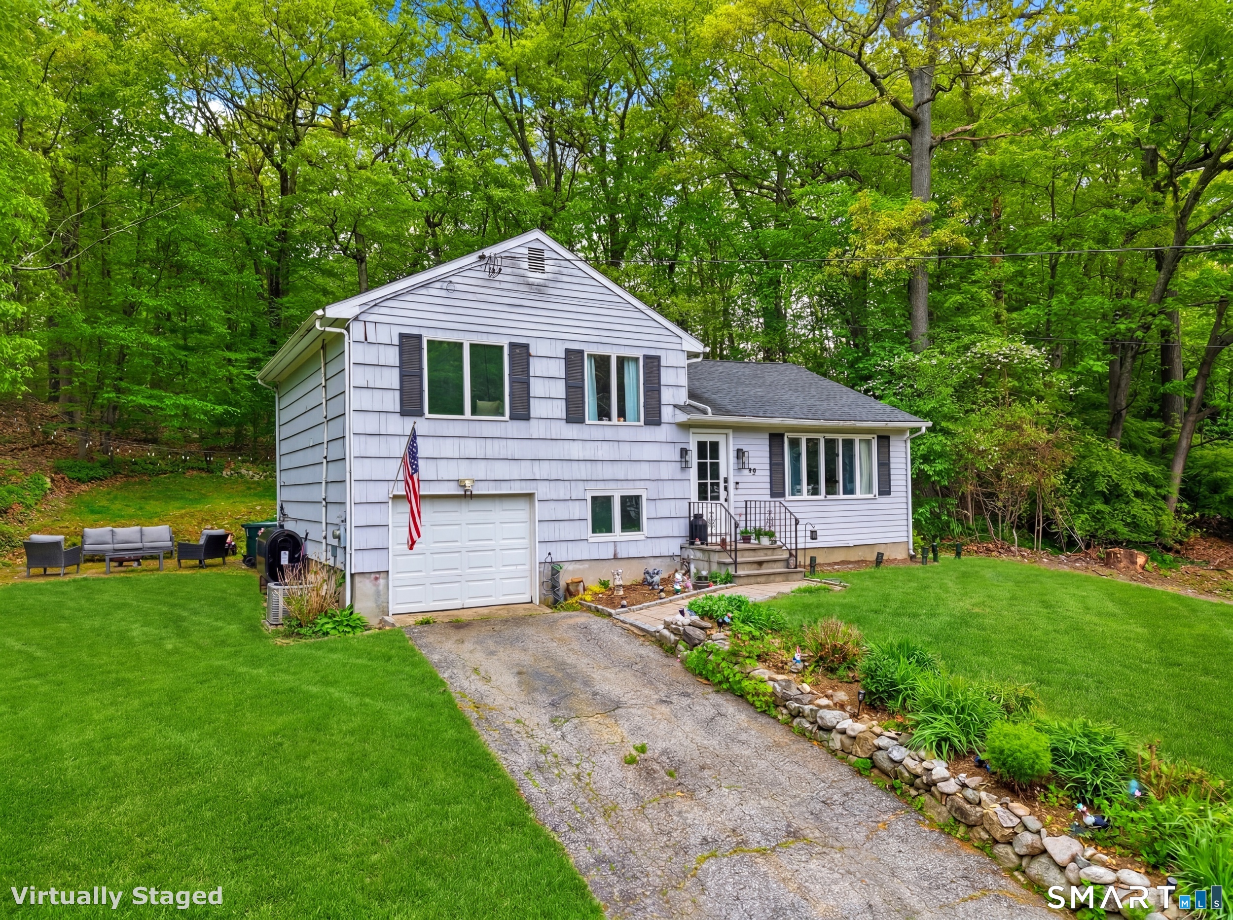 19 Eastwood Road Norwalk, CT 06851 - Photo 4 of 21