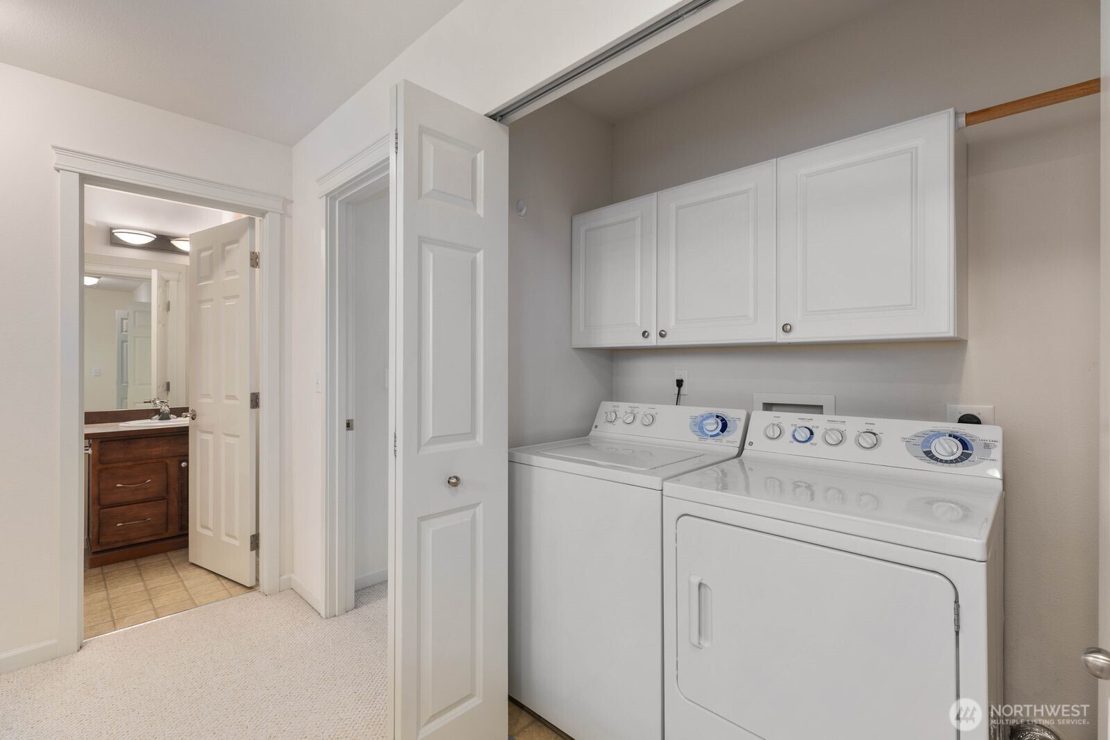 207 Edmonds Place Northeast Renton, WA 98056 - Photo 19 of 40 Gallery Image 19