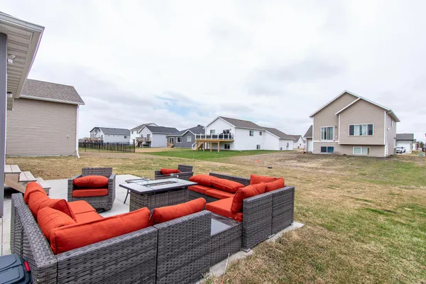 $495,000 | 6012 Kodiak Lane, Horace, ND 58047