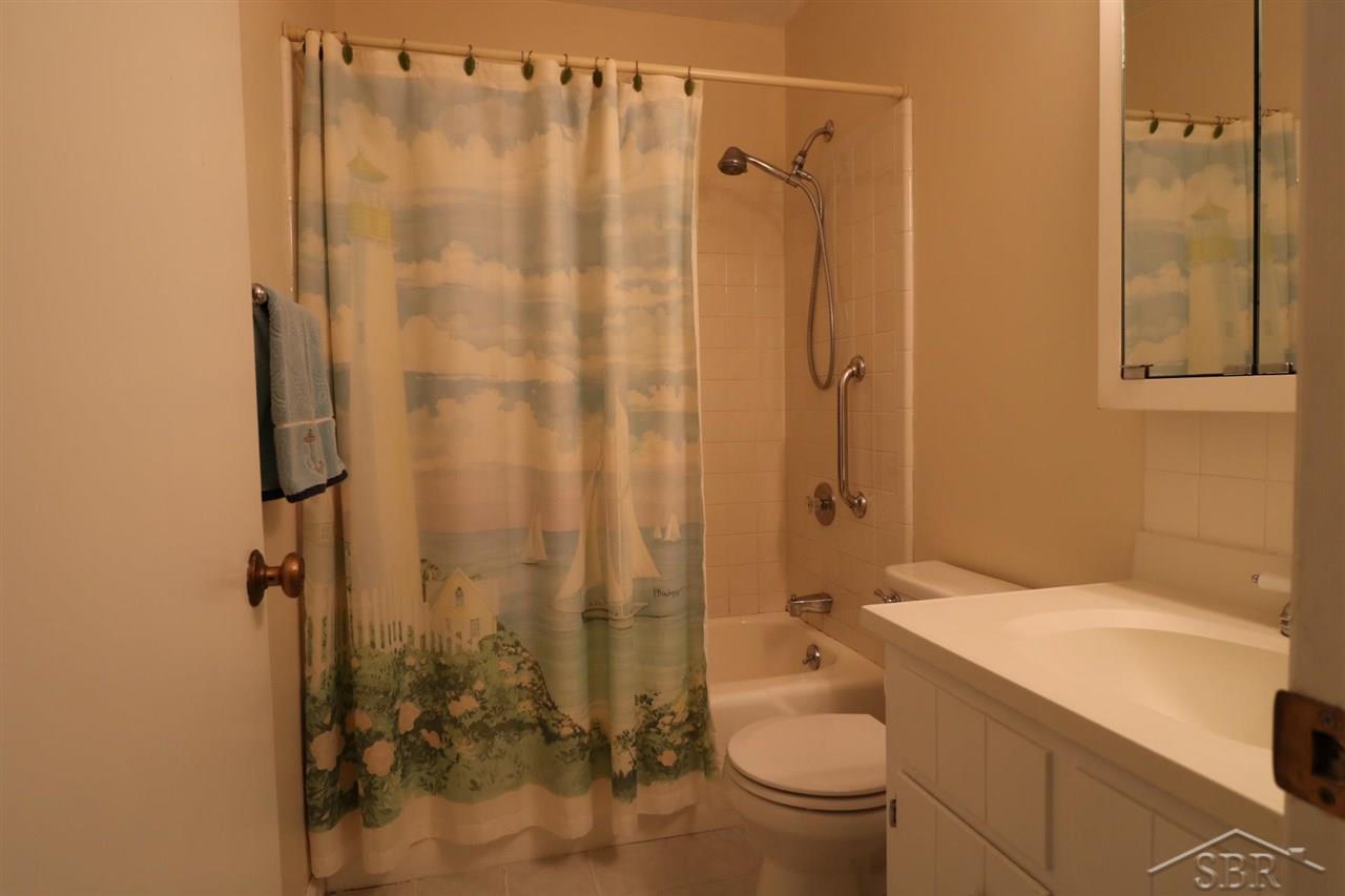 3464 Dale Road Saginaw, MI 48603 - Photo 14 of 18 Unit 2 bathroom