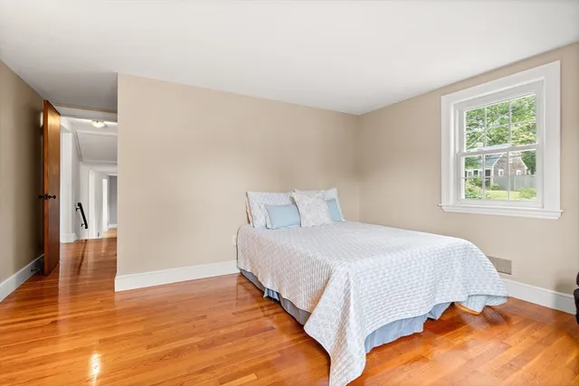 $754,900 | 100 Village Street, Marblehead, MA 01945