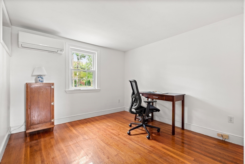 100 Village Street Marblehead, MA 01945 - Photo 22 of 30