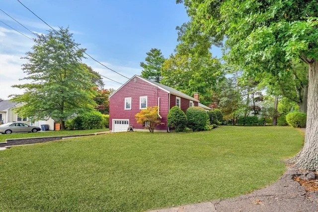 $754,900 | 100 Village Street, Marblehead, MA 01945