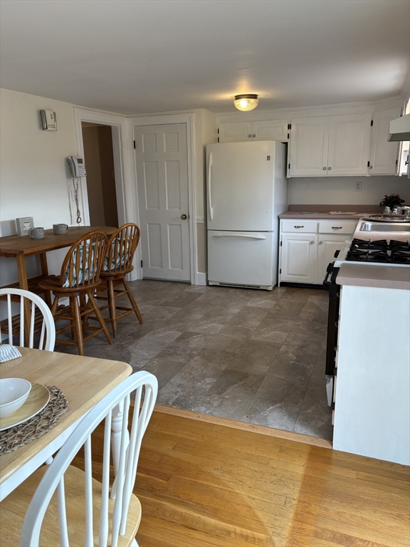 100 Village Street Marblehead, MA 01945 - Photo 28 of 30