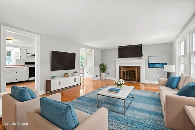 $754,900 | 100 Village Street, Marblehead, MA 01945