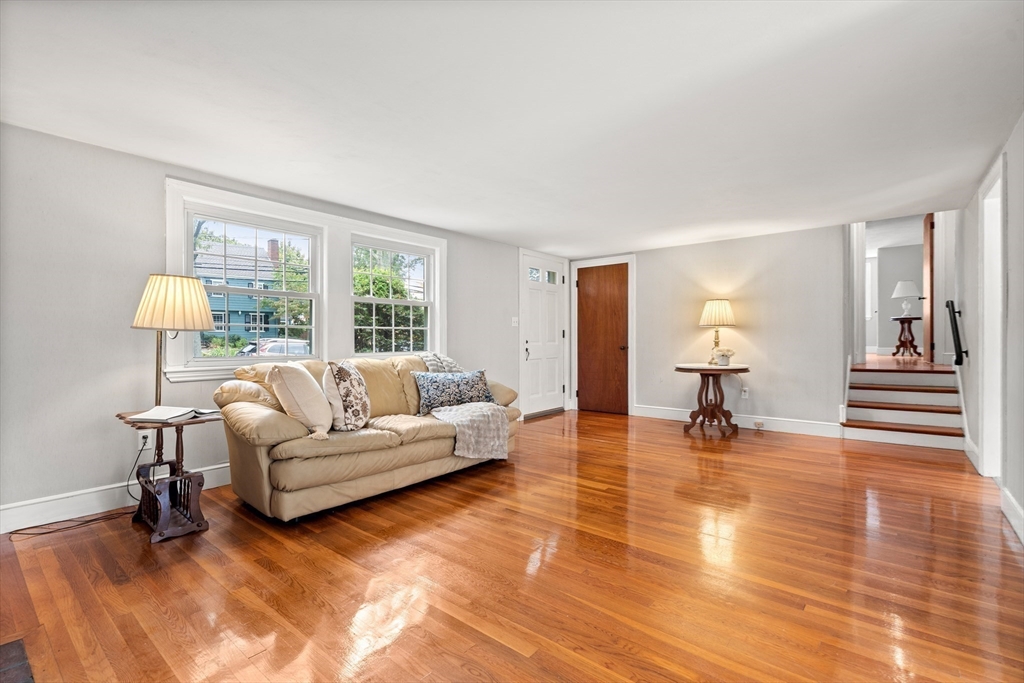 100 Village Street Marblehead, MA 01945 - Photo 7 of 30