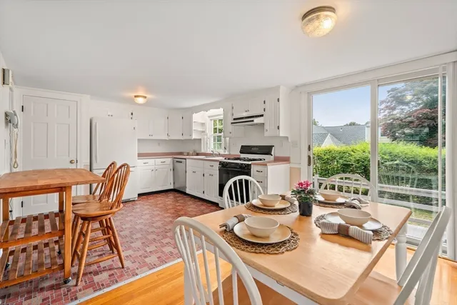 $754,900 | 100 Village Street, Marblehead, MA 01945