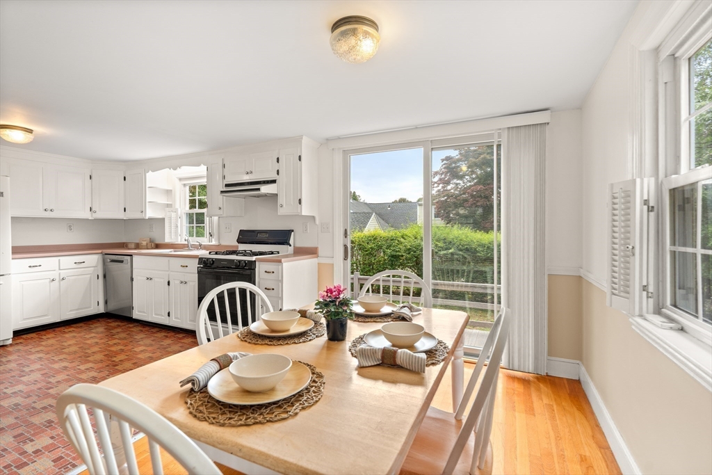 100 Village Street Marblehead, MA 01945 - Photo 10 of 30