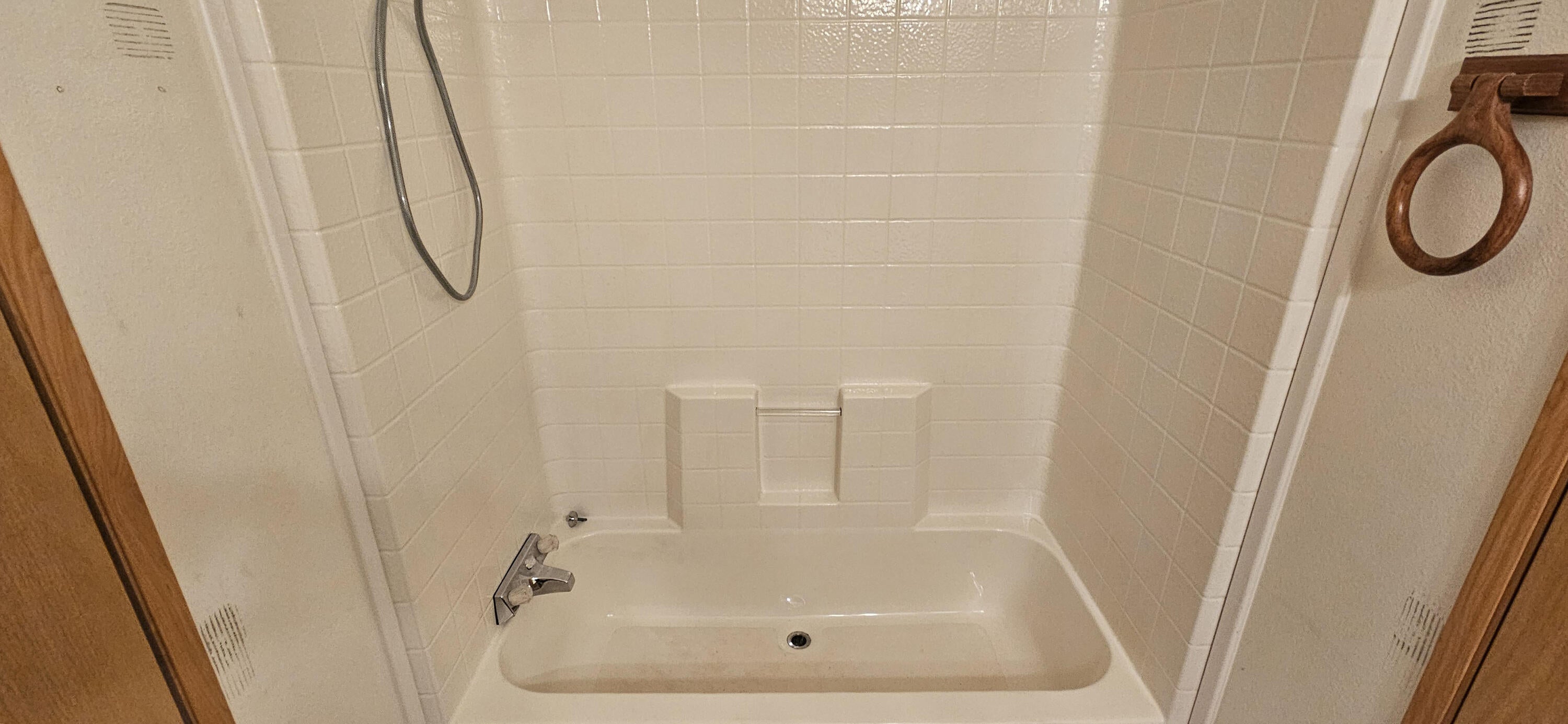 706 Center Ridge Drive Culver, OR 97734 - Photo 14 of 28 15