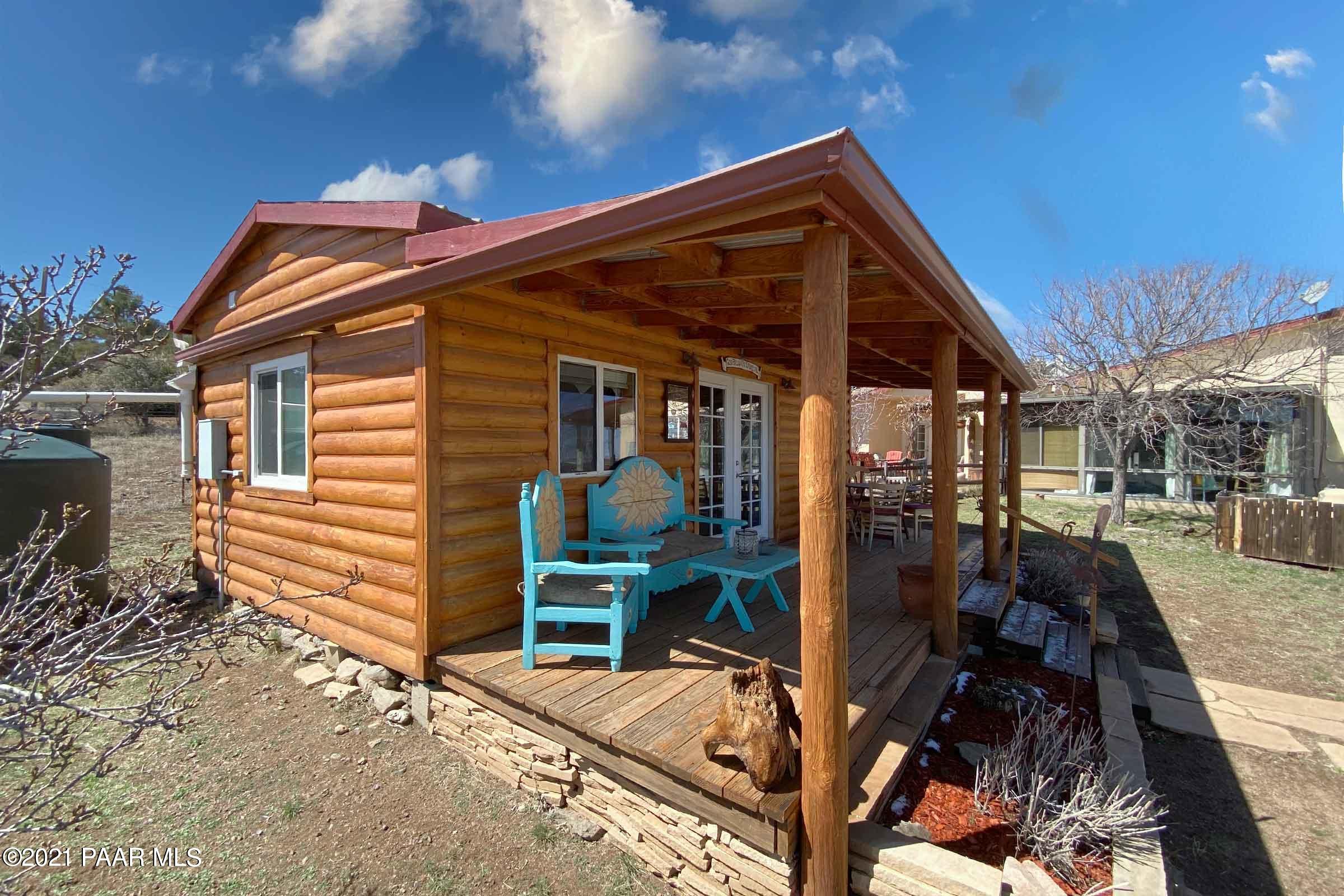 2325 Silver Juniper Ranch Road Prescott, AZ 86305 - Photo 11 of 81 020guest_porch