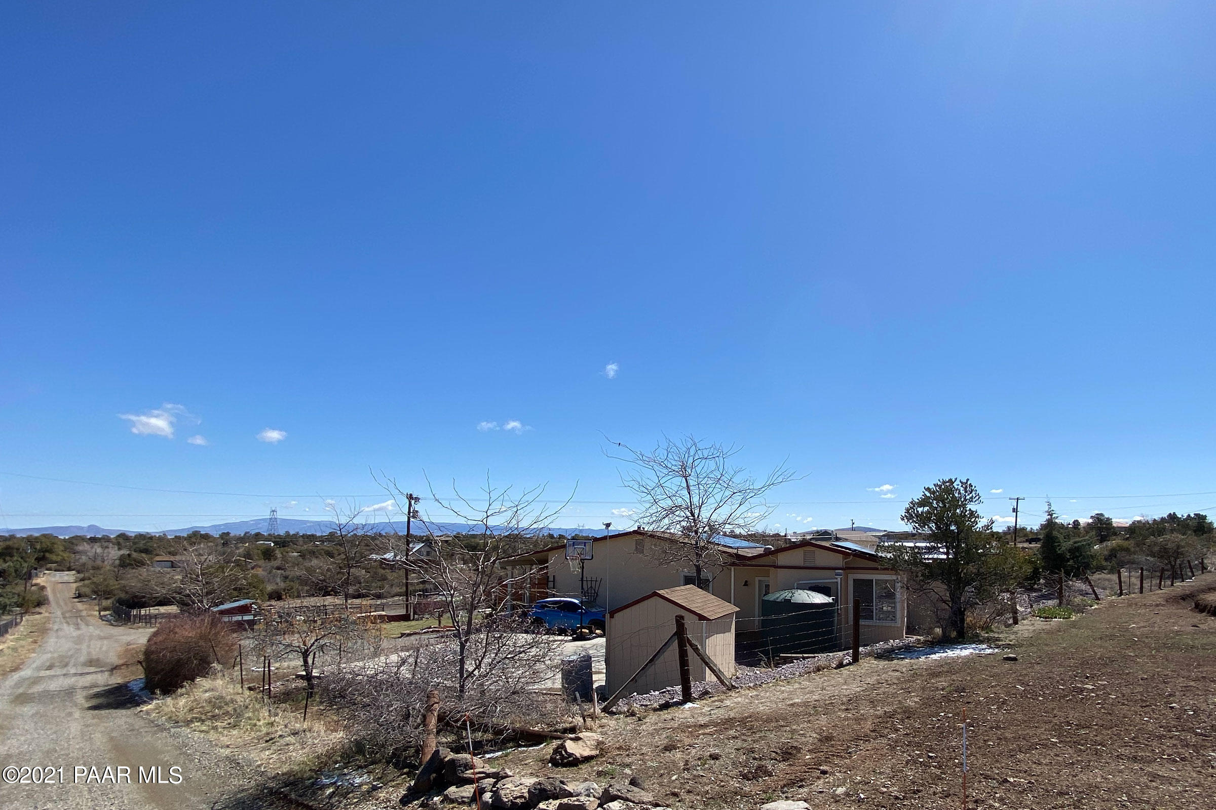 2325 Silver Juniper Ranch Road Prescott, AZ 86305 - Photo 17 of 81 007rear_road_court