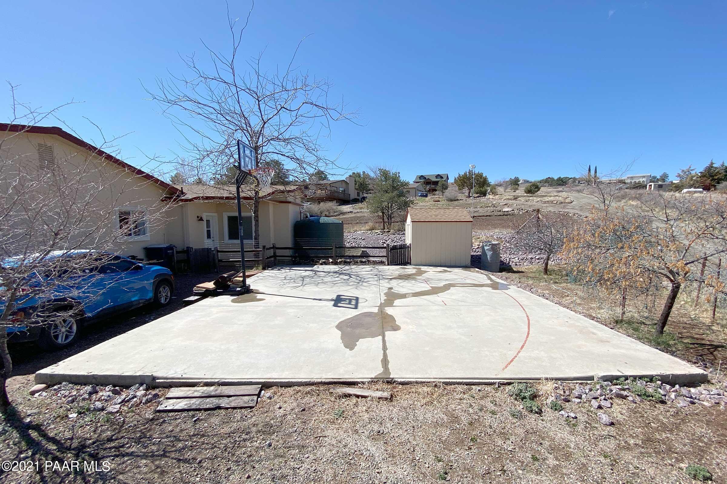 2325 Silver Juniper Ranch Road Prescott, AZ 86305 - Photo 21 of 81 011court2