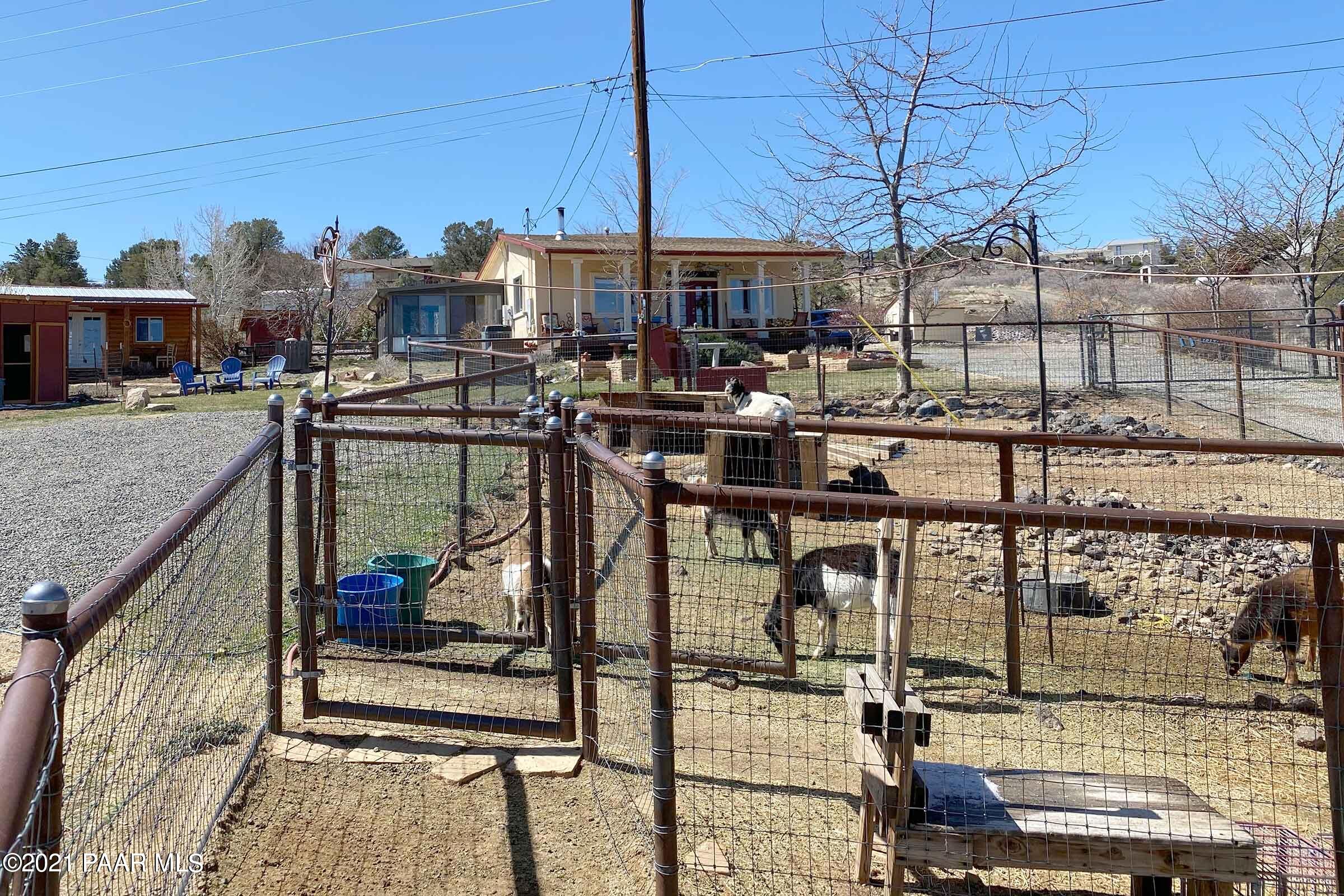 2325 Silver Juniper Ranch Road Prescott, AZ 86305 - Photo 62 of 81 300goat_pens