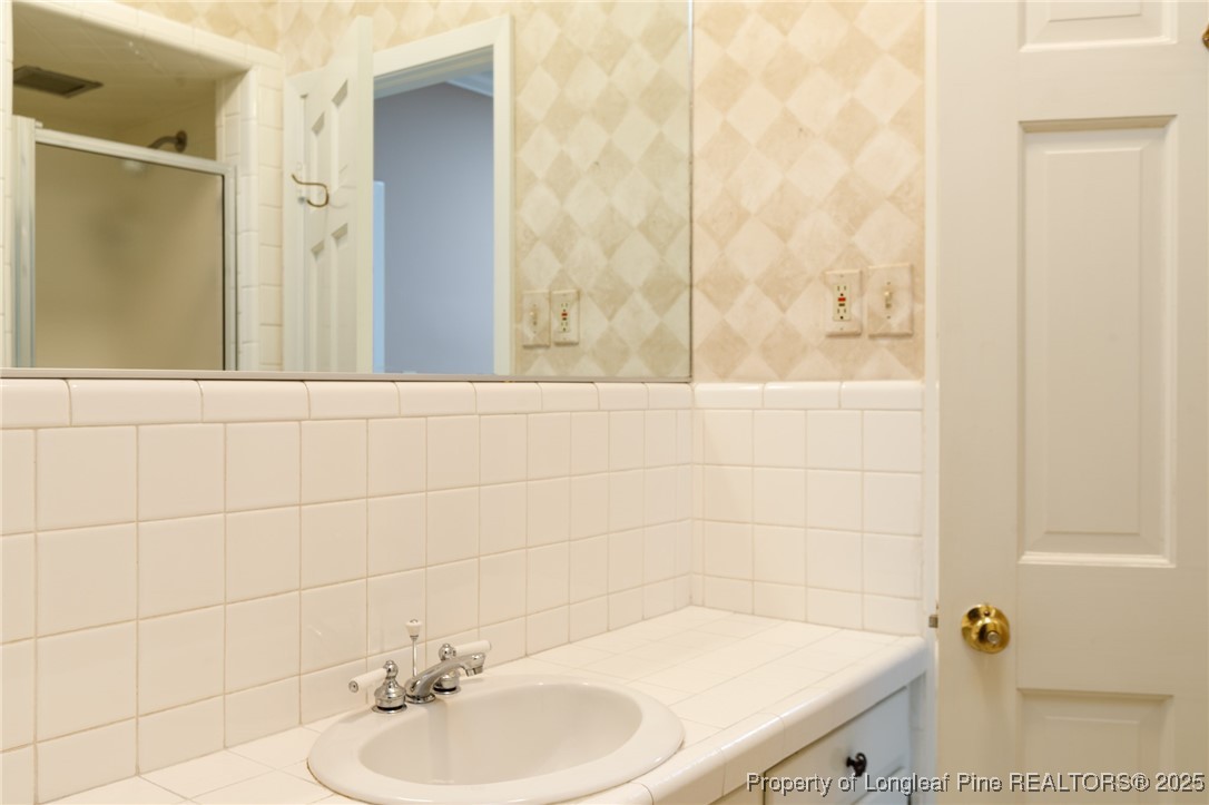 440 Valley Road Fayetteville, NC 28305 - Photo 19 of 48