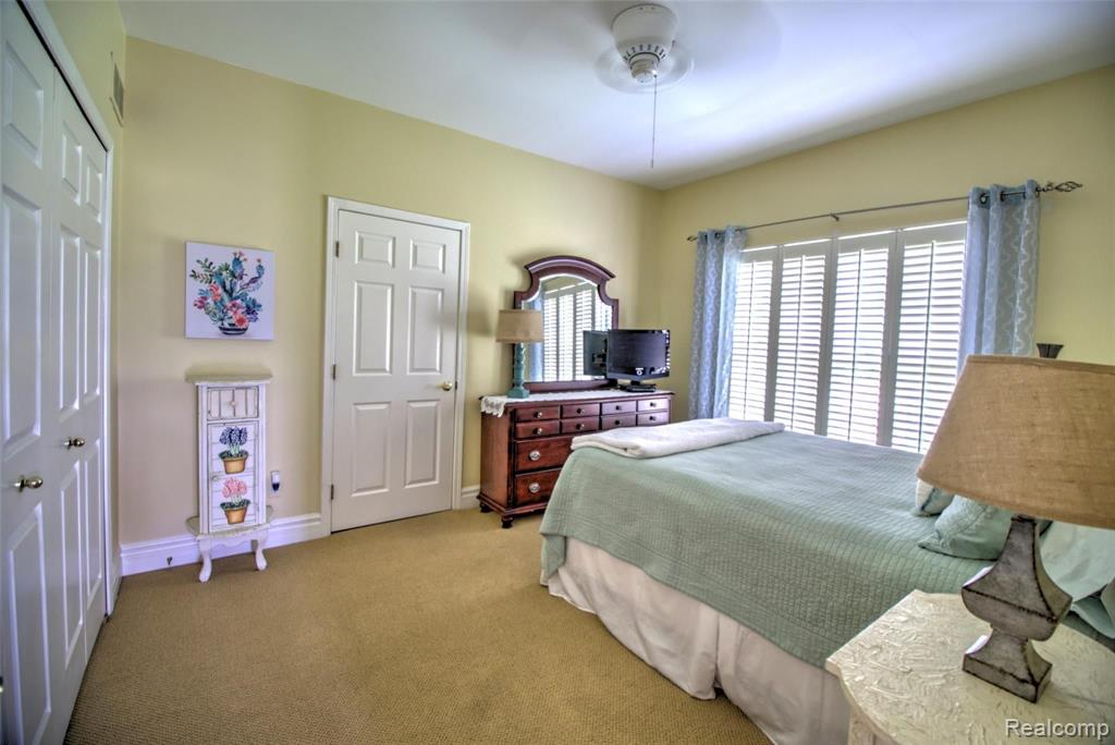 26548 Valhalla Drive, Unit 7 Farmington Hills, MI 48331 - Photo 16 of 30