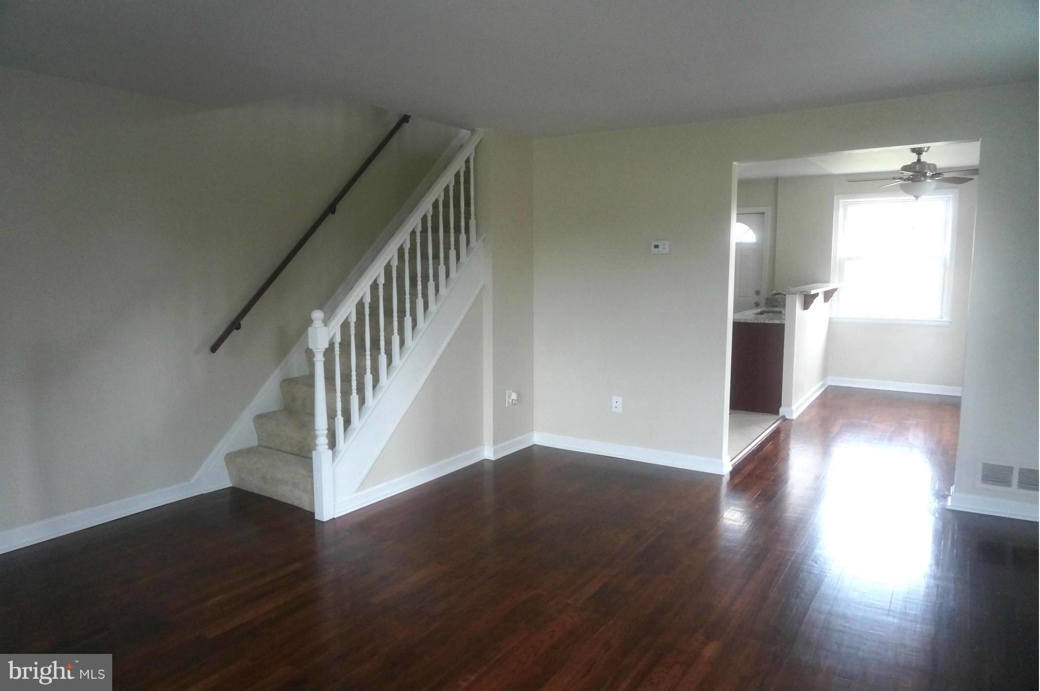 2015 Inverton Road Baltimore, MD 21222 - Photo 12 of 26 Living Room