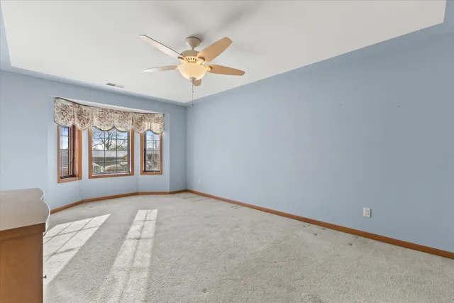 $227,695 | N58-w23833 Hastings Court, Unit 701, Sussex, WI 53089