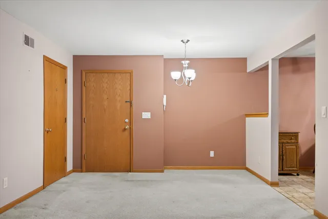 $227,695 | N58-w23833 Hastings Court, Unit 701, Sussex, WI 53089