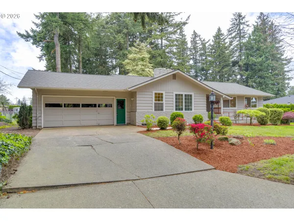$700,000 | 701 Northeast 194th Avenue, Portland, OR 97230