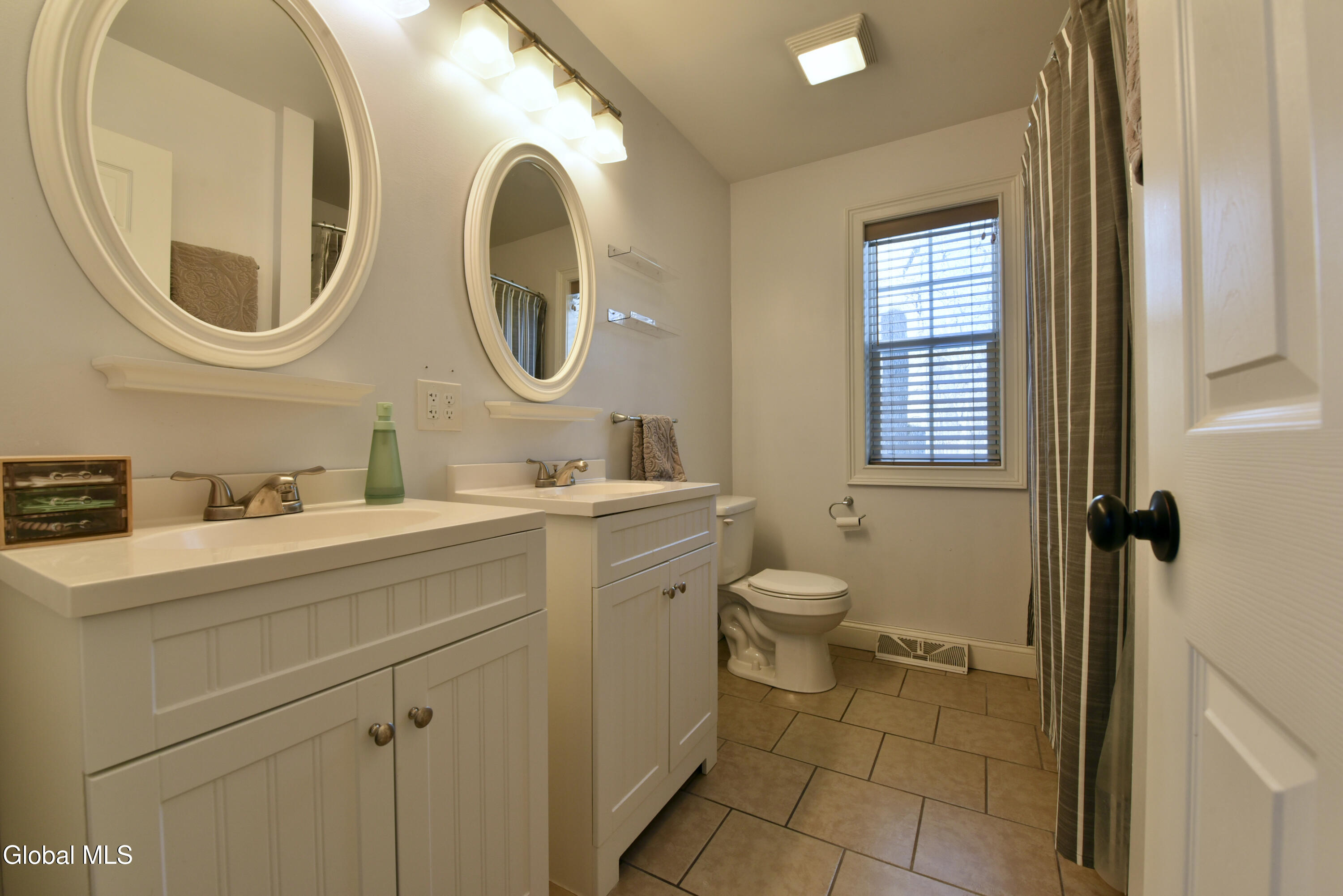 141 Ruggles Road Wilton, NY 12866 - Photo 27 of 51 34