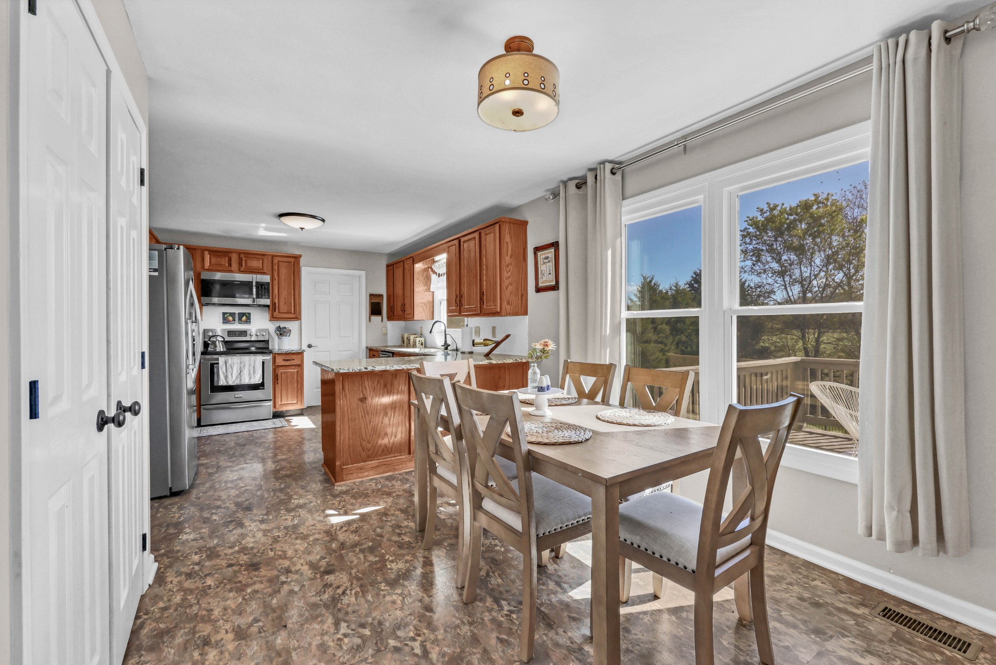 868 South Ridge Trail Clarksville, TN 37043 - Photo 11 of 35