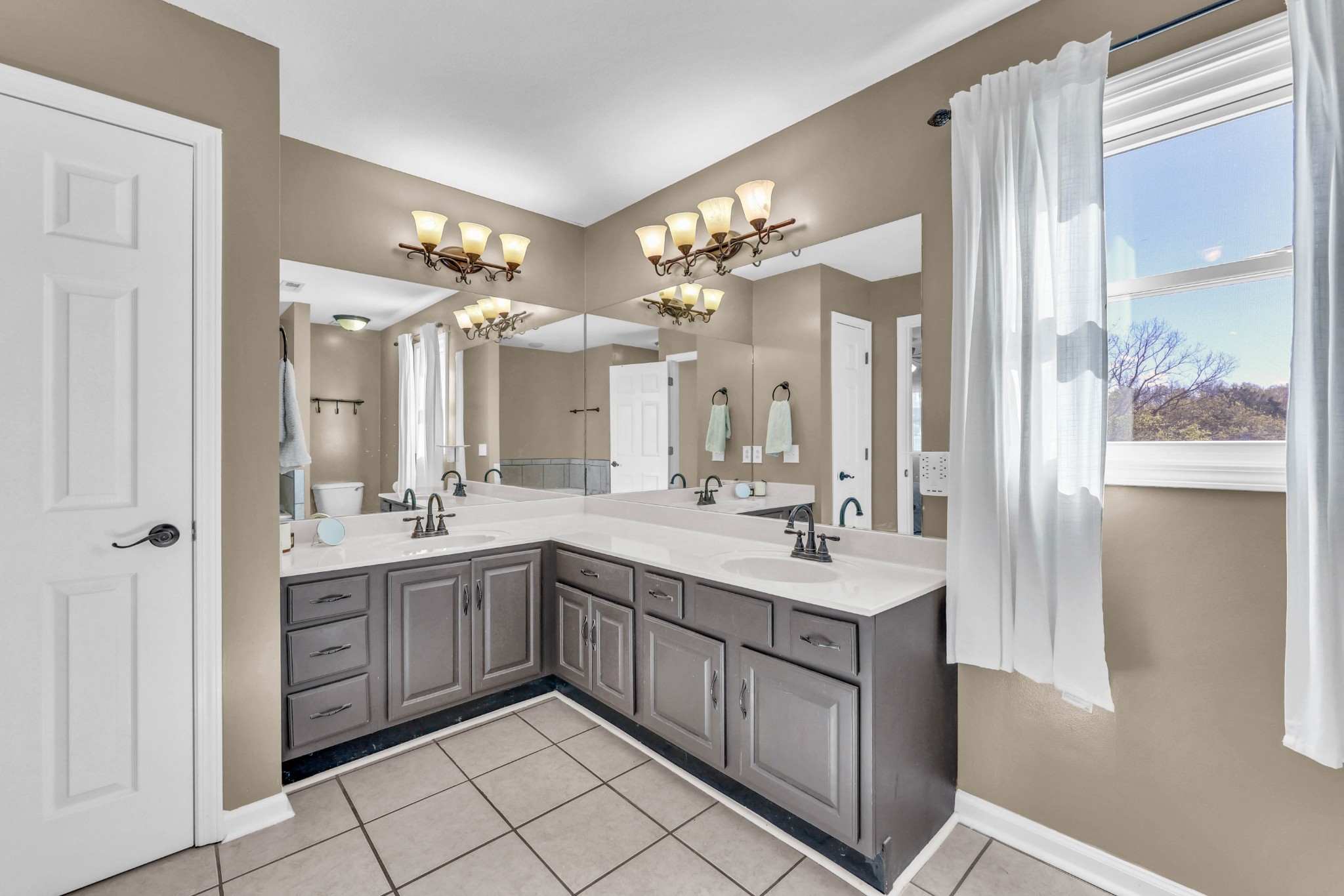 868 South Ridge Trail Clarksville, TN 37043 - Photo 19 of 35