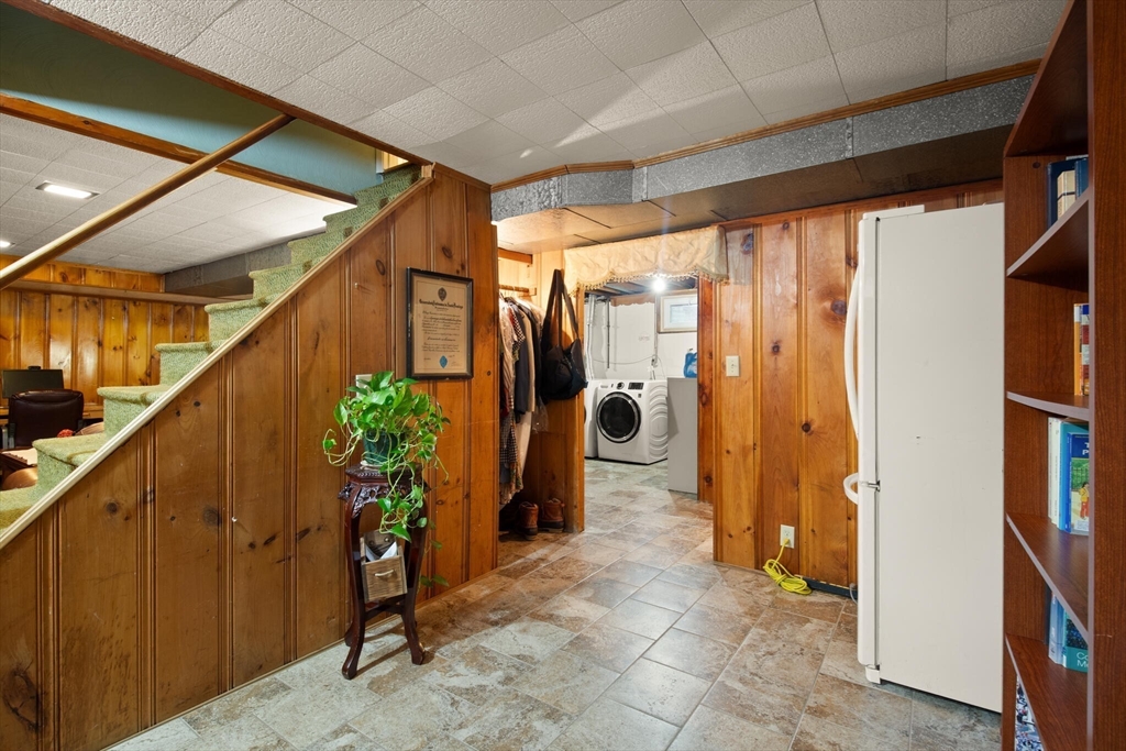 27 Edison Avenue Dedham, MA 02026 - Photo 16 of 23