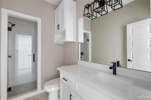 $1,250 | 2202 North Hester Street, Unit 4, Edinburg, TX 78541