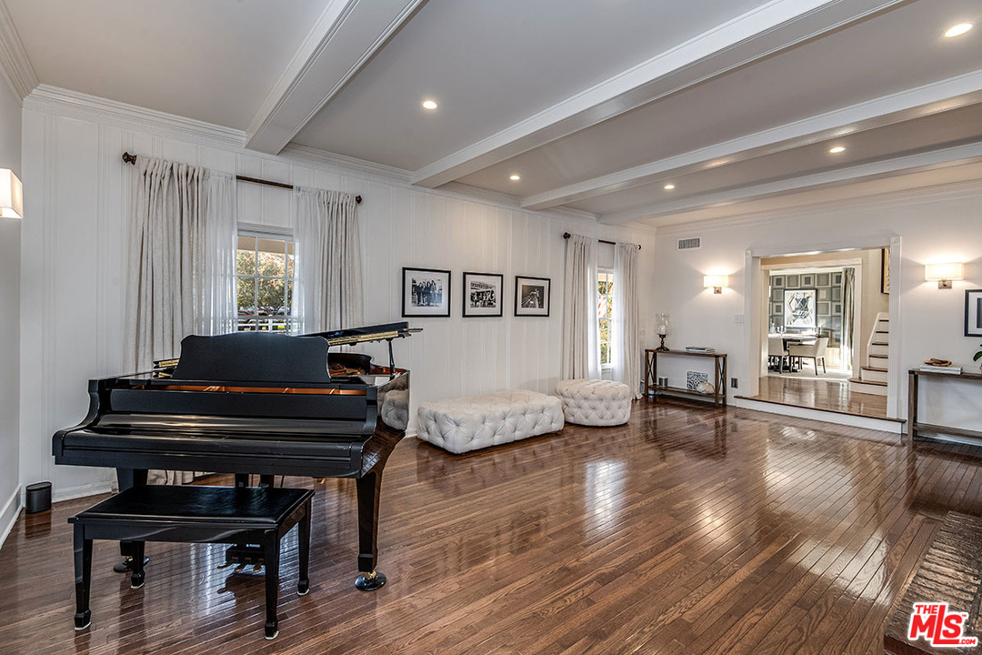 20 Toluca Estates Drive Toluca Lake, CA 91602 - Photo 12 of 46 a living room with furniture and a piano
